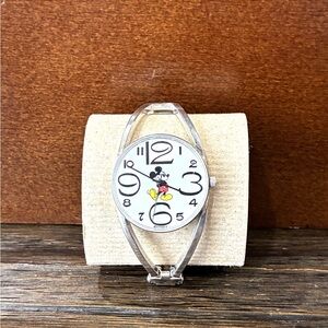 Vintage Disney Watch 85/8000 Japan Movt Rare